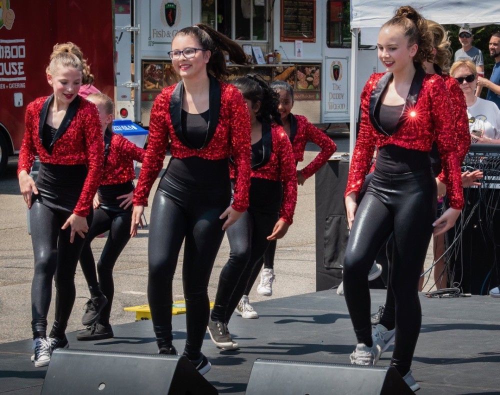 Students perform with Academy Performing Arts at 2021 Fest in the West